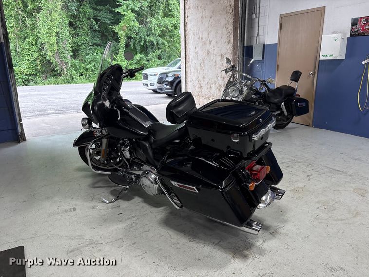 image for item EV2985 2021 Harley-Davidson Police Electra Glide motorcycle