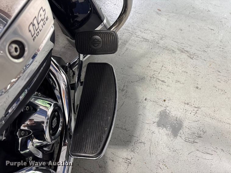 image for item EV2985 2021 Harley-Davidson Police Electra Glide motorcycle