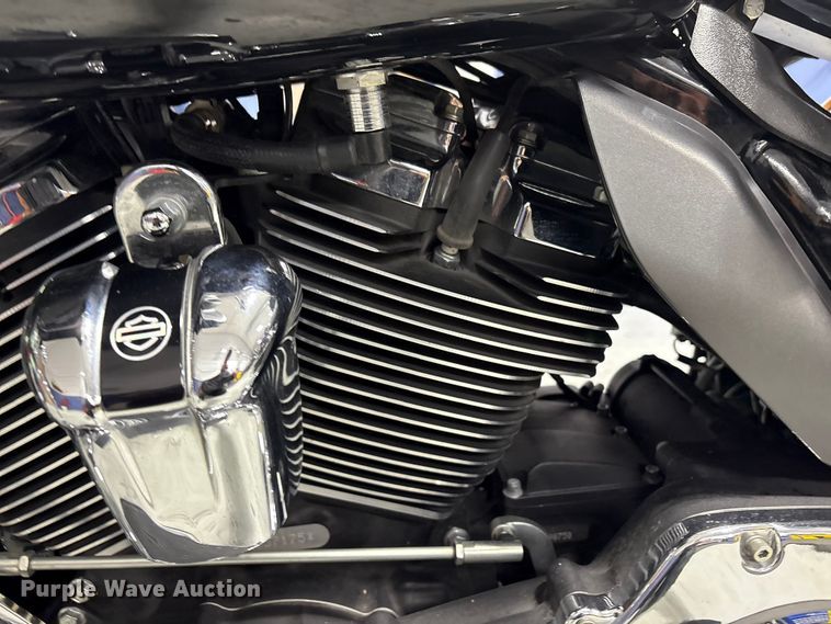 image for item EV2985 2021 Harley-Davidson Police Electra Glide motorcycle