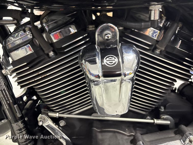 image for item EV2985 2021 Harley-Davidson Police Electra Glide motorcycle