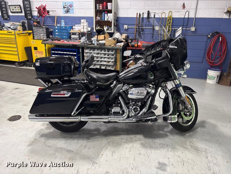 image for item EV2986 2018 Harley-Davidson Police Electra Glide motorcycle