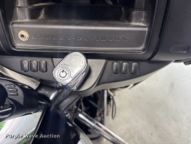 image for item EV2986 2018 Harley-Davidson Police Electra Glide motorcycle