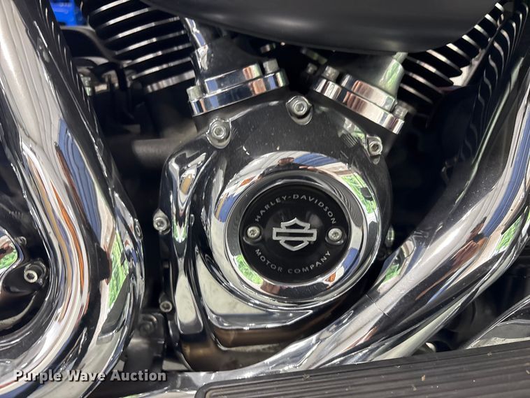 image for item EV2986 2018 Harley-Davidson Police Electra Glide motorcycle