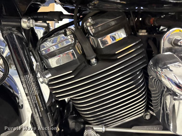 image for item EV2987 2017 Harley-Davidson Police Electra Glide motorcycle