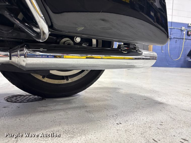 image for item EV2987 2017 Harley-Davidson Police Electra Glide motorcycle