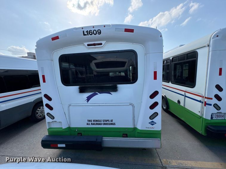 image for item EV2990 2016 Chevrolet Express shuttle bus