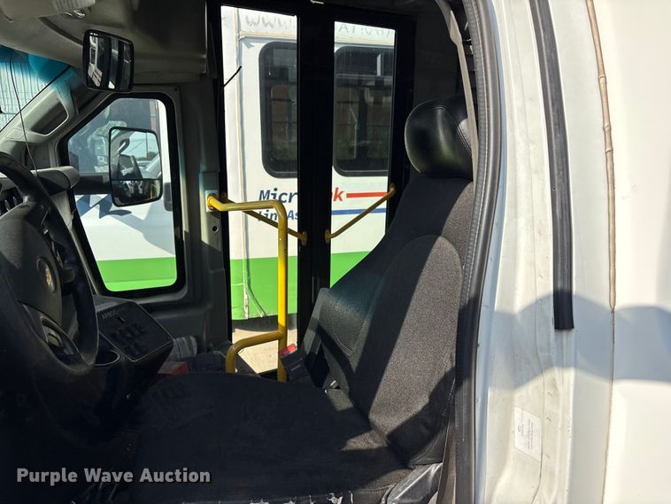 image for item EV2990 2016 Chevrolet Express shuttle bus