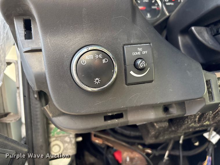 image for item EV2990 2016 Chevrolet Express shuttle bus