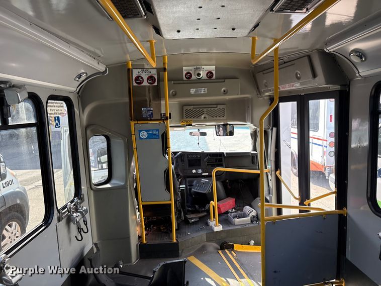 image for item EV2990 2016 Chevrolet Express shuttle bus