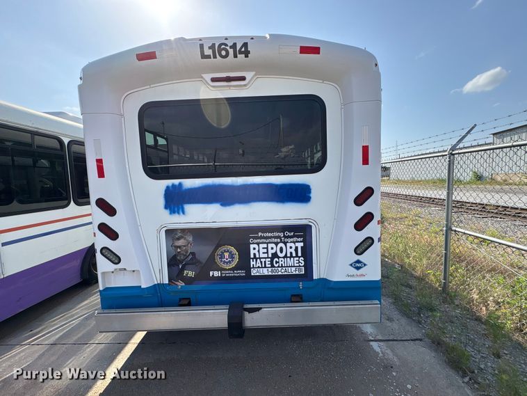 image for item EV2991 2016 Chevrolet Express shuttle bus