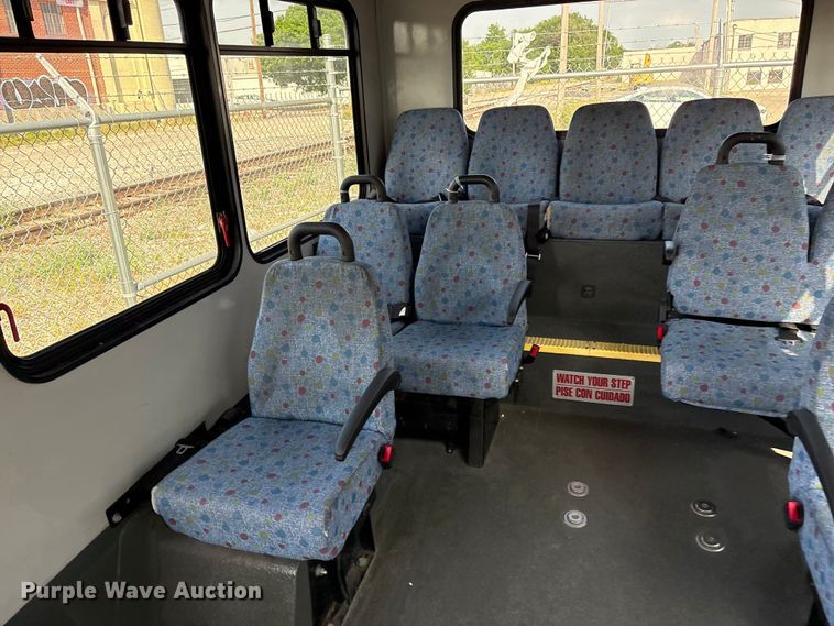 image for item EV2991 2016 Chevrolet Express shuttle bus