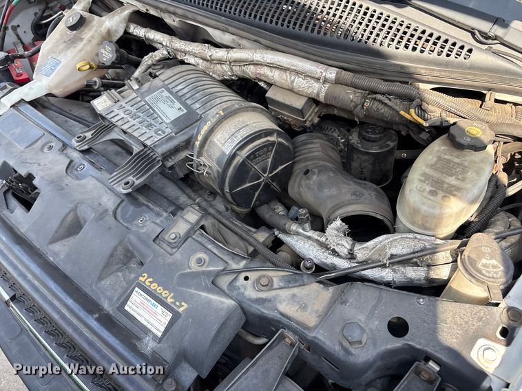 image for item EV2991 2016 Chevrolet Express shuttle bus