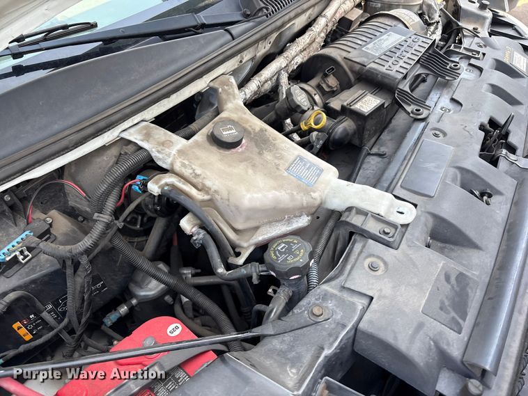 image for item EV2991 2016 Chevrolet Express shuttle bus