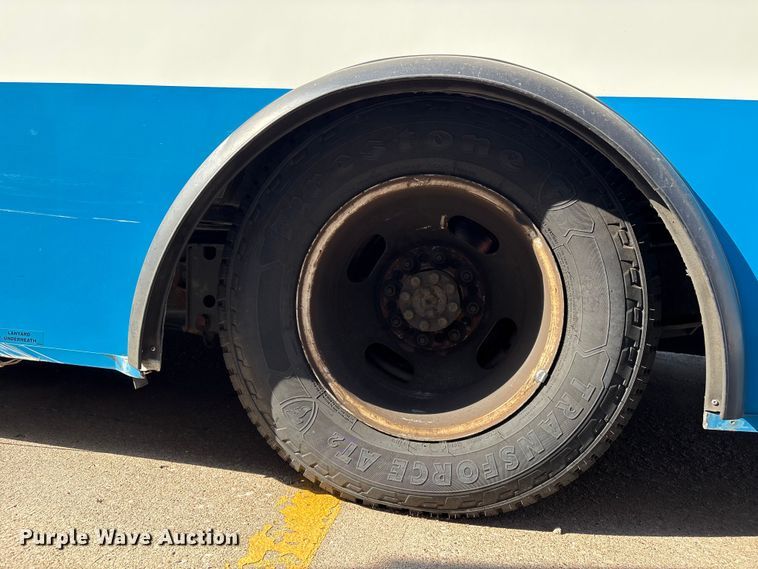 image for item EV2991 2016 Chevrolet Express shuttle bus
