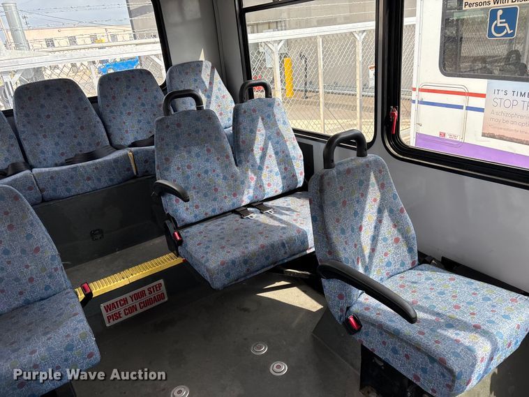 image for item EV2992 2016 Chevrolet Express shuttle bus