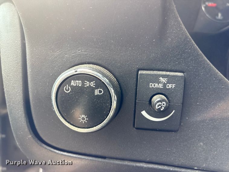 image for item EV2993 2016 Chevrolet Express shuttle bus