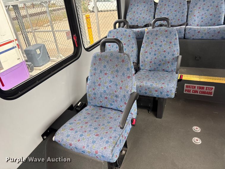 image for item EV2993 2016 Chevrolet Express shuttle bus