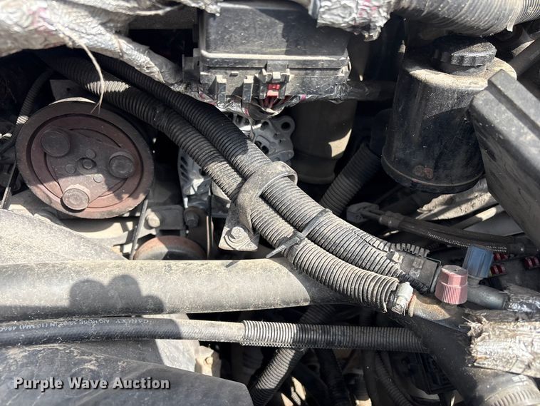 image for item EV2993 2016 Chevrolet Express shuttle bus