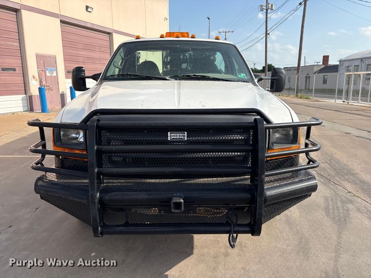 image for item EV2994 1999 Ford F350 Super Duty utility bed pickup truck