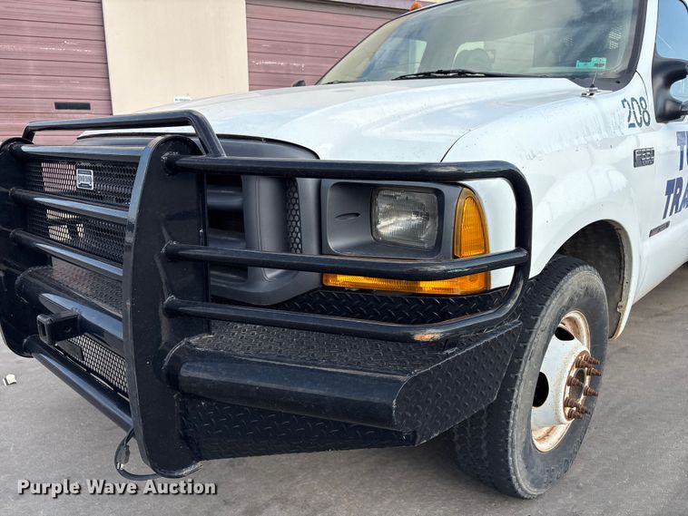 image for item EV2994 1999 Ford F350 Super Duty utility bed pickup truck