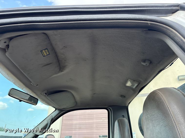 image for item EV2994 1999 Ford F350 Super Duty utility bed pickup truck