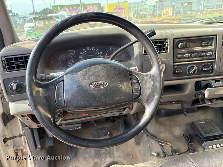 image for item EV2994 1999 Ford F350 Super Duty utility bed pickup truck