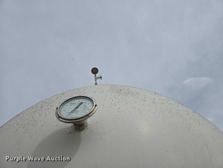 image for item EV5705 1970 Beaird propane tank