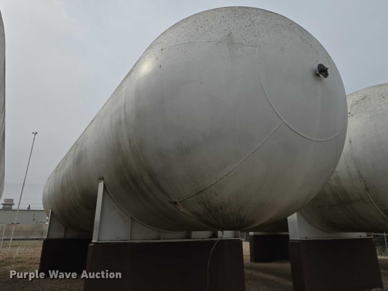 image for item EV5706 1970 Beaird propane tank