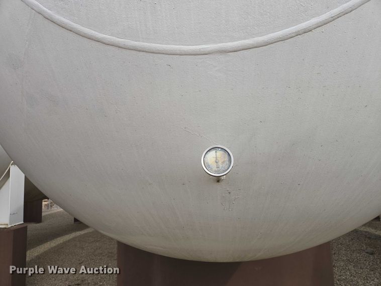 image for item EV5706 1970 Beaird propane tank