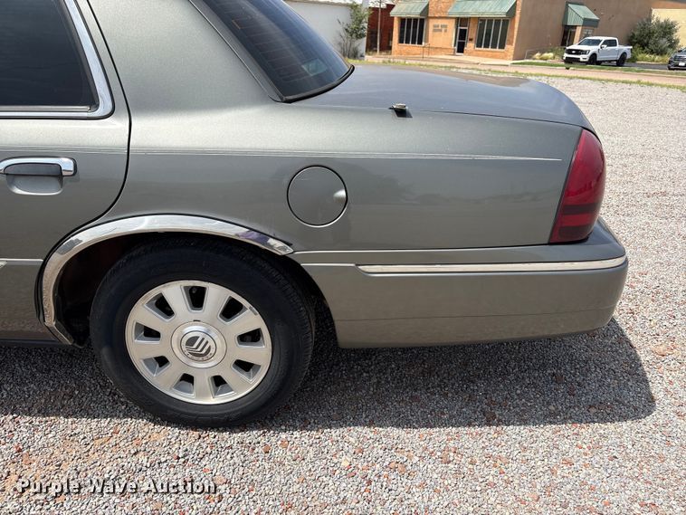 image for item EW0024 2004 Mercury Grand Marquis 