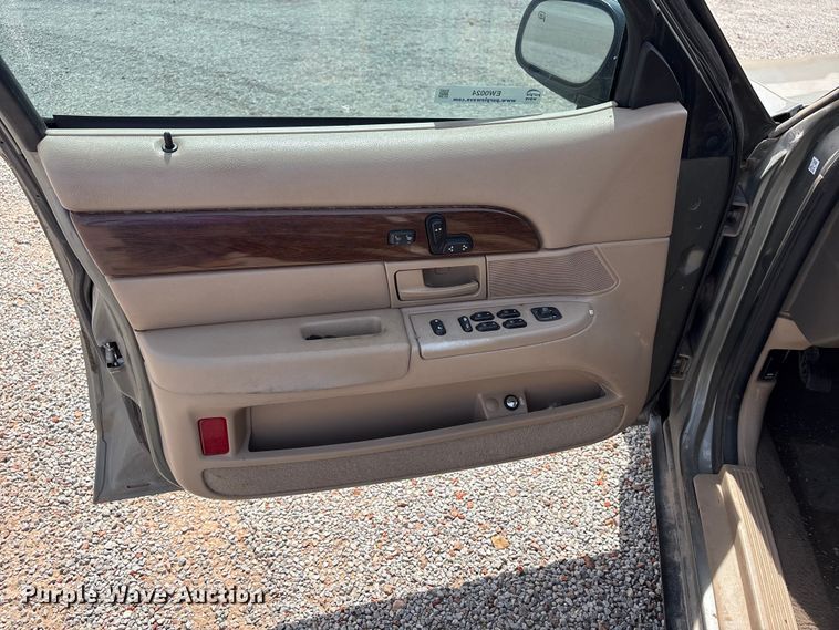image for item EW0024 2004 Mercury Grand Marquis 