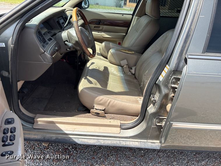 image for item EW0024 2004 Mercury Grand Marquis 