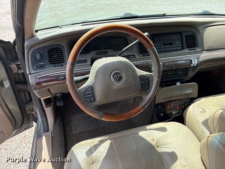 image for item EW0024 2004 Mercury Grand Marquis 