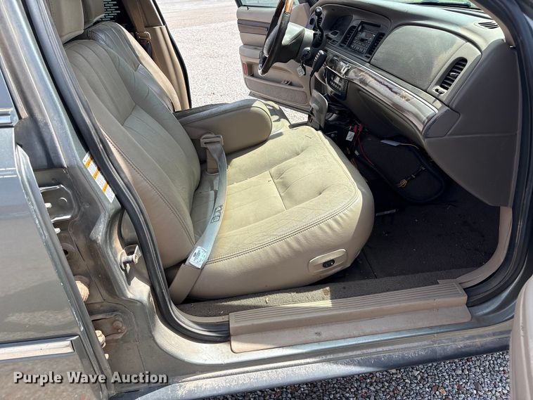 image for item EW0024 2004 Mercury Grand Marquis 