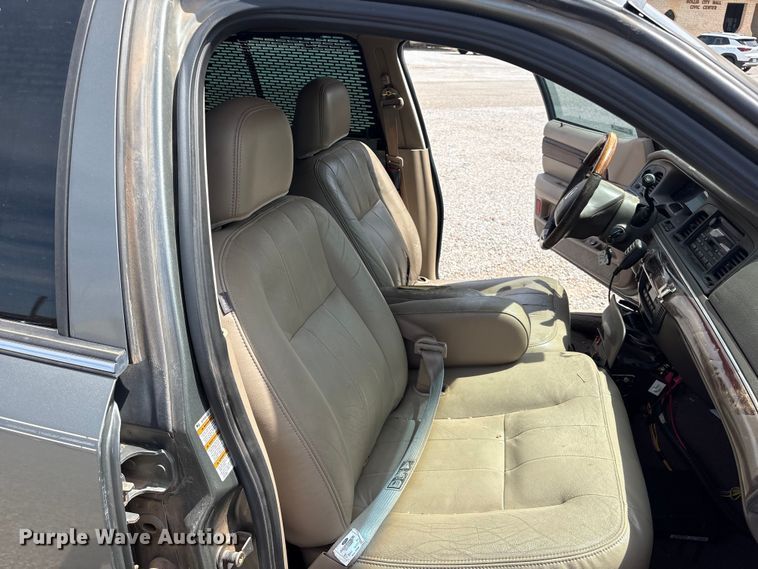 image for item EW0024 2004 Mercury Grand Marquis 