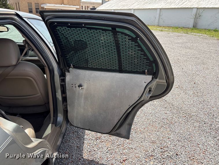 image for item EW0024 2004 Mercury Grand Marquis 