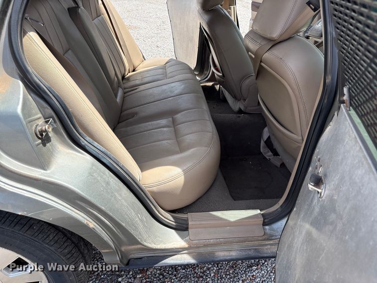 image for item EW0024 2004 Mercury Grand Marquis 