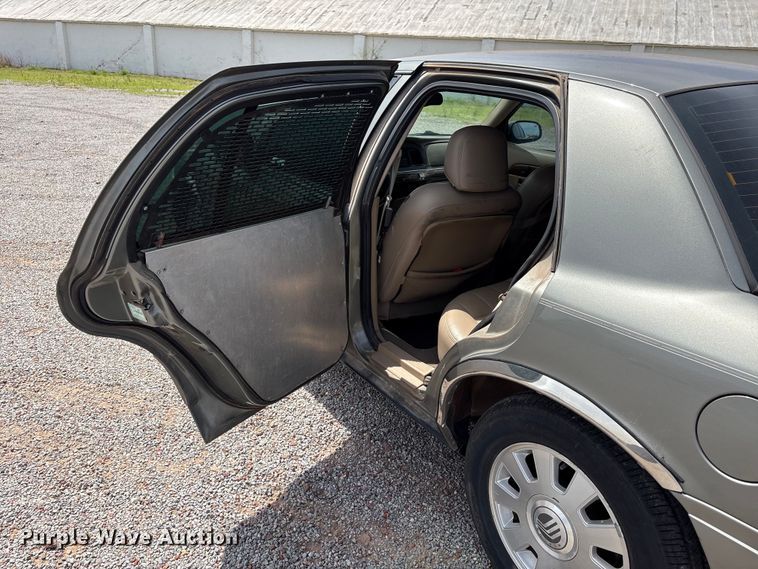 image for item EW0024 2004 Mercury Grand Marquis 
