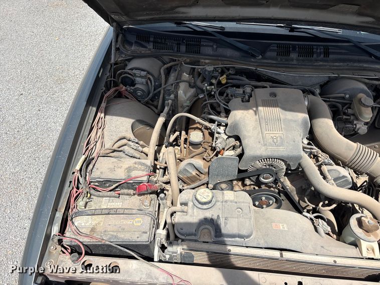 image for item EW0024 2004 Mercury Grand Marquis 