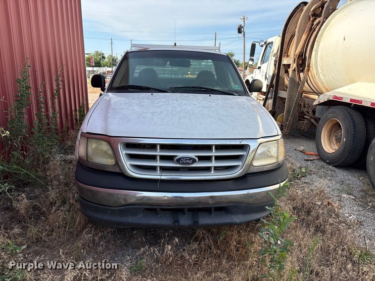 image for item EW0025 1999 Ford F150 pickup truck