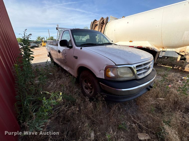 image for item EW0025 1999 Ford F150 pickup truck