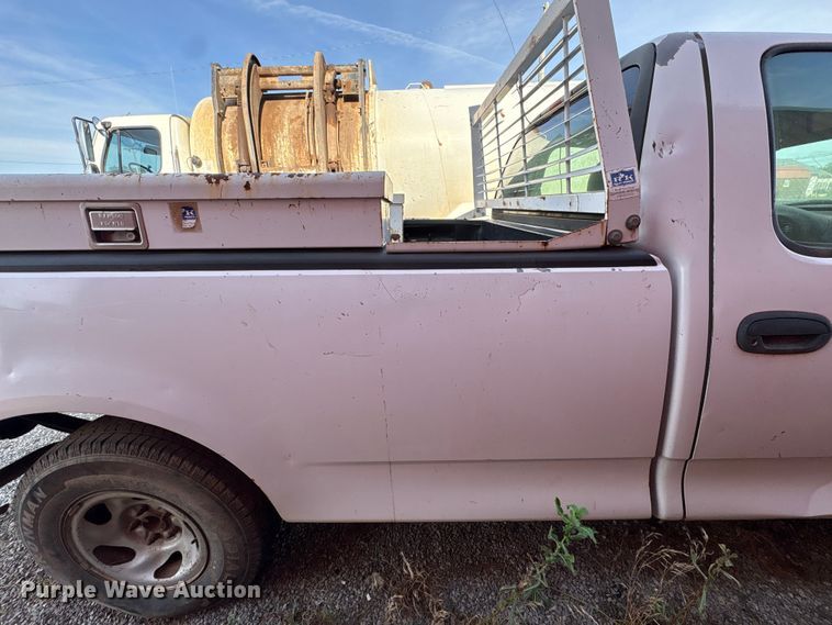 image for item EW0025 1999 Ford F150 pickup truck