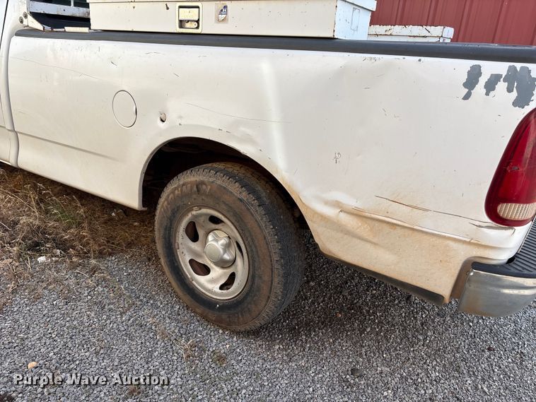 image for item EW0025 1999 Ford F150 pickup truck