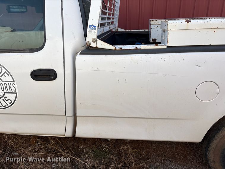 image for item EW0025 1999 Ford F150 pickup truck