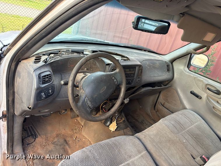 image for item EW0025 1999 Ford F150 pickup truck