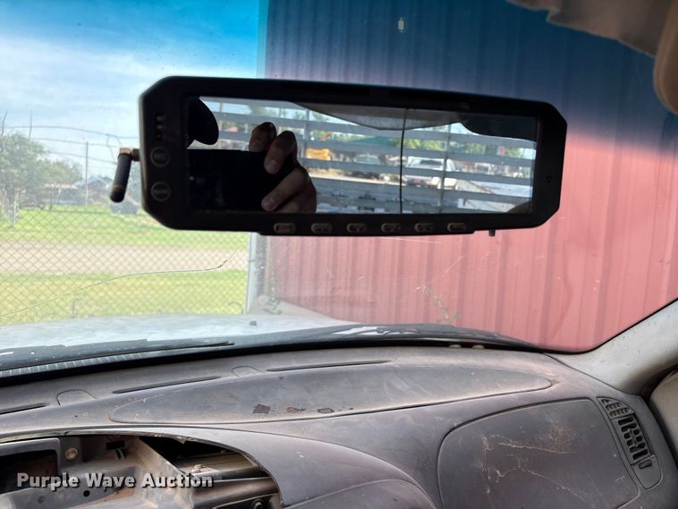 image for item EW0025 1999 Ford F150 pickup truck