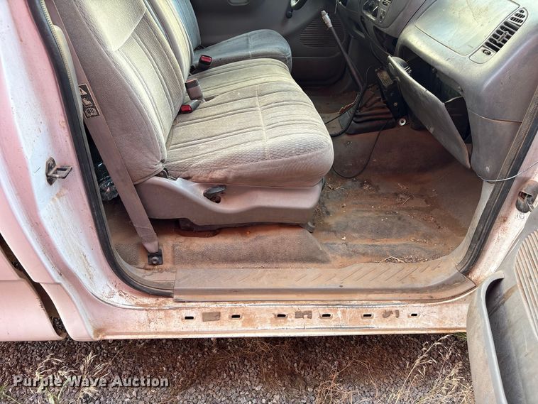 image for item EW0025 1999 Ford F150 pickup truck