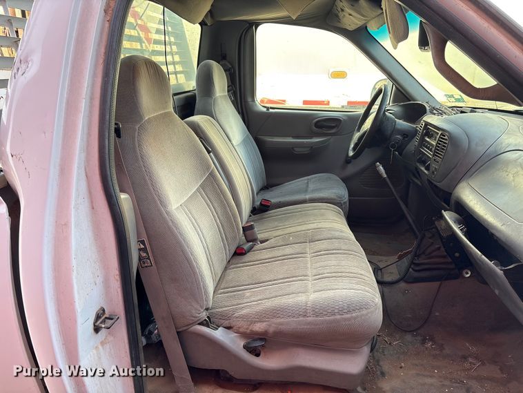 image for item EW0025 1999 Ford F150 pickup truck