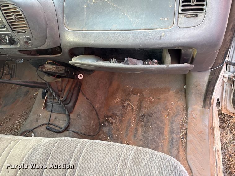 image for item EW0025 1999 Ford F150 pickup truck