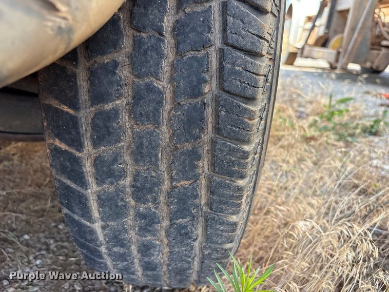 image for item EW0025 1999 Ford F150 pickup truck